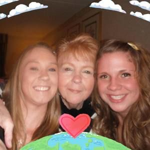 Meet your Posher, Teresa